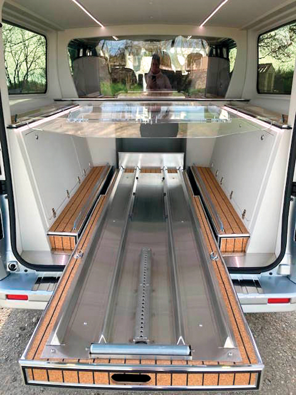 INTERIEUR LIMOUSINE AAC TRFC